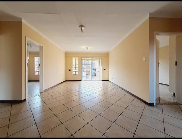 3 BEDROOM SIMPLEX TO LET IN NOORDWYK